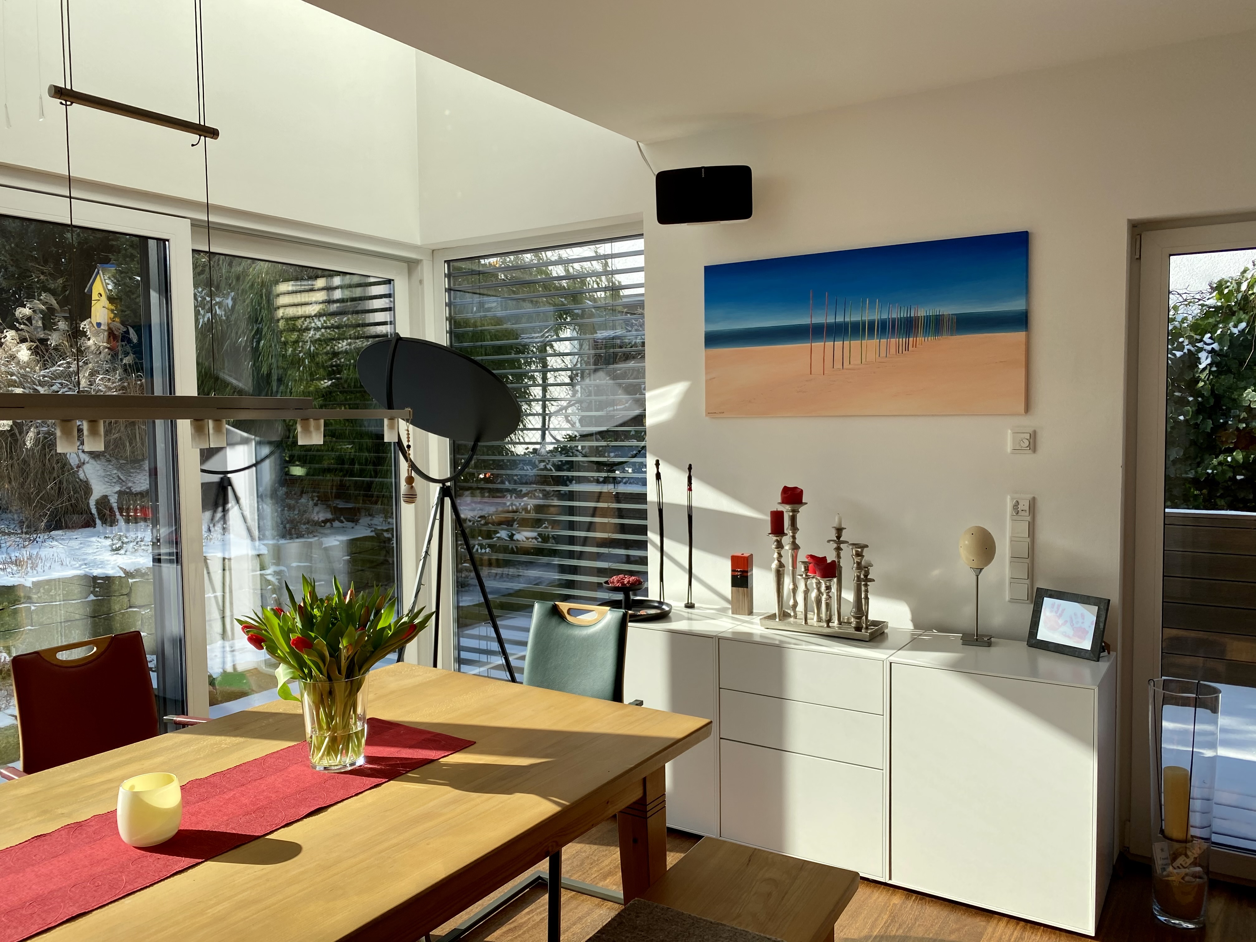 Schilderijen kleurrijke Steiger van Sil van Texels beeldend kunstenaar Angelina Stiehl